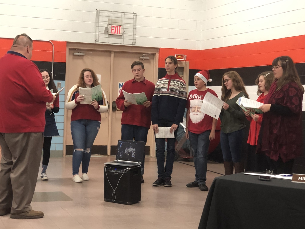 BHS students sing festive carols